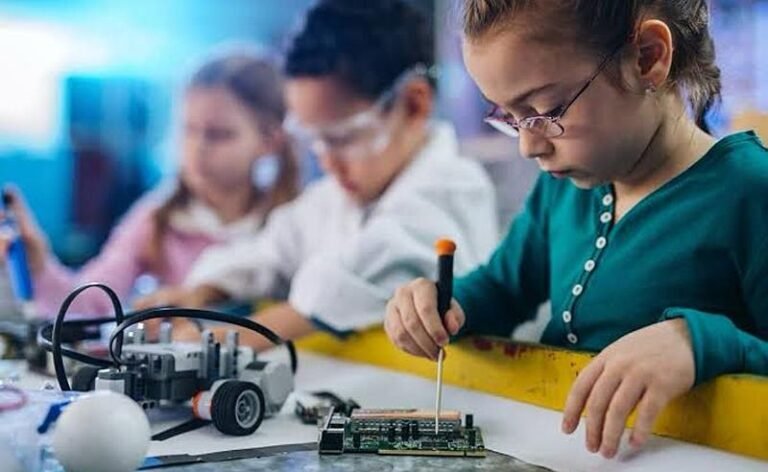 Dia das Meninas nas Tecnologias de Informação e Comunicação (TIC)