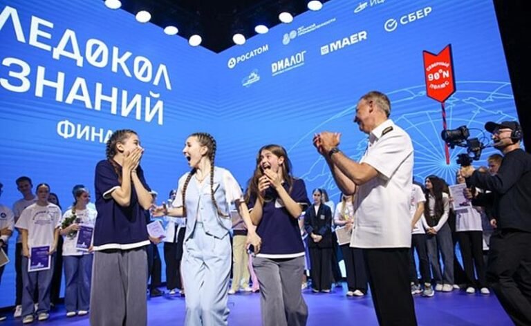 Vencedor de concurso internacional de ciências, estudante vai para o Polo Norte em quebra-gelo russo