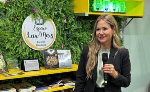 Fernanda Napoleão: A especialista em relacionamentos que transforma dores em recomeços emocionais