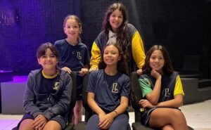 Com plateia para 1.500 pessoas, alunos da Legacy School prometem encantar o Rio de Janeiro com o musical ‘Esther’