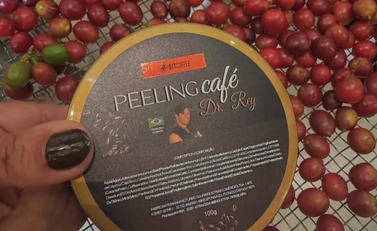 O poder do café: da xícara ao skincare, o ingrediente que conquistou a medicina e a beleza