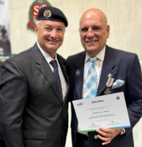 Cesar Romão recebe medalha da Constituição em sessão solene na Alesp – SP