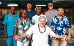 Moacyr Luz e Samba do Trabalhador fazem show neste sábado(26), no Casarão do Firmino