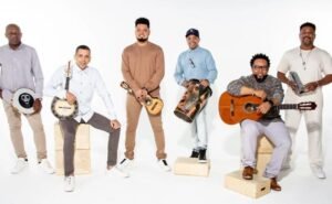Grupo Revelação faz show nesta sexta-feira (25), no Casarão Do Firmino
