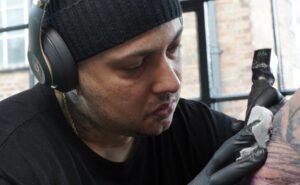 Conexões que transformam: como a relação com Thomas Carli Jarlier mudou a carreira de Victor Armero