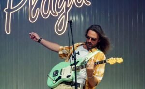 Gabila fala sobre desacelerar em “Me Chama”, sua primeira música em português