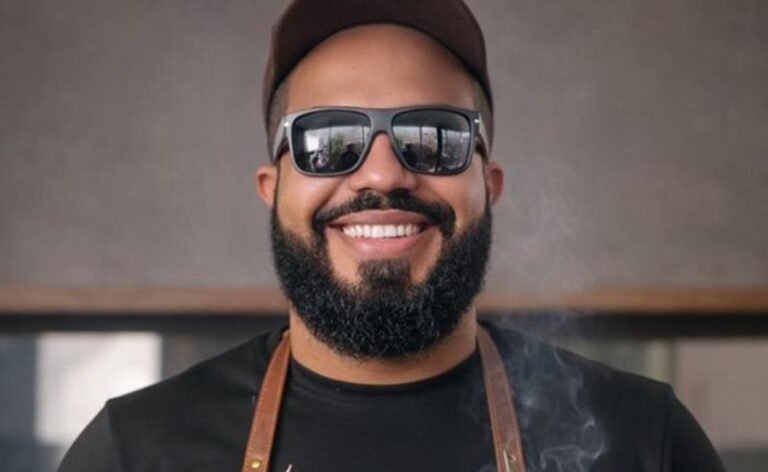 INFLUORG: Jhony Brasa: O Churrasqueiro que Conquista Goiânia e Encanta o Brasil