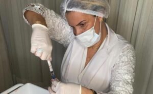 Dra. Silvana Correia desenvolve protocolo exclusivo de cápsulas de placenta humana personalizadas