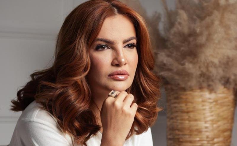 Suplementação personalizada ganha destaque como aliada da saúde da mulher 40+