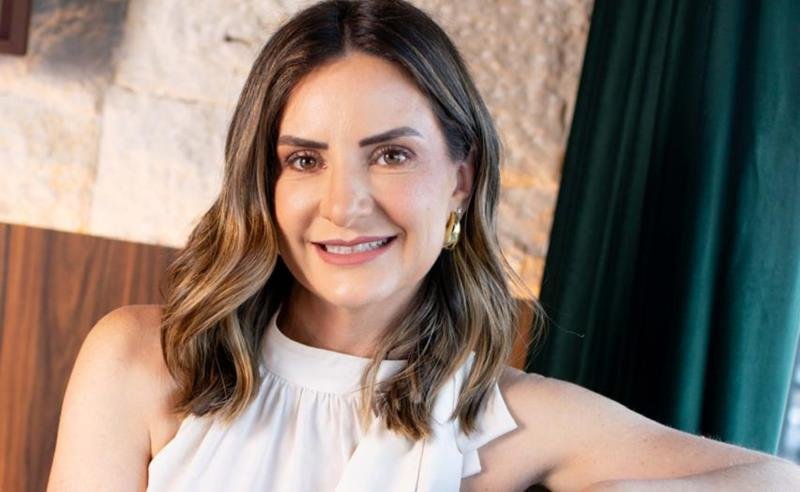 Cosméticos manipulados ganham protagonismo com fórmulas de alta performance e tecnologia de ponta