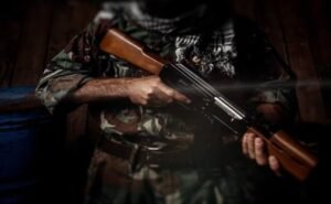 Documentário revela conexões ocultas entre radicalização no Oriente Médio e o narcotráfico na América Latina