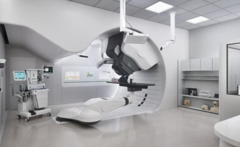 Investimento de R$ 400 milhões em protonterapia foca em menos sequelas e mais vidas salvas no SUS