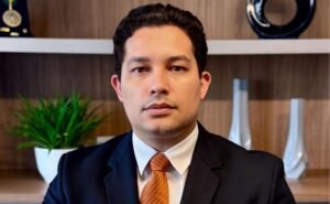 Naide Wolut Advogados Associados conquista decisão que limita descontos e reafirma proteção ao consumidor superendividado