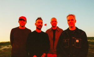 A banda American Football retorna e compartilha o novo single “Bad Moons”