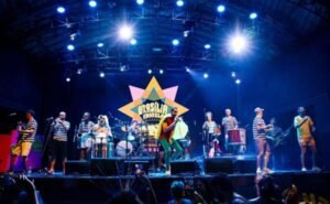 Bloco Brasília Amarela celebra 30 anos dos Mamonas Assassinas nesta segunda-feira, no Centro do Rio