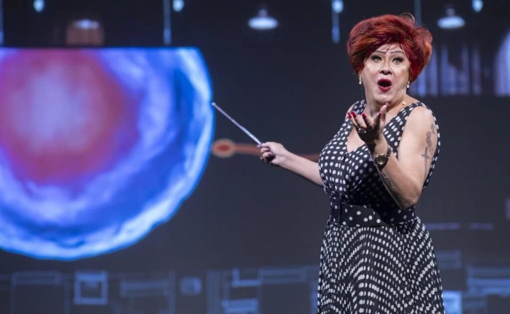 Nany People leva seu show de humor ao Teatro da Ilha e ao Teatro Nova Iguaçu Petrobras