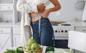 Nem todo mundo precisa emagrecer: o risco invisível entre pessoas com peso normal