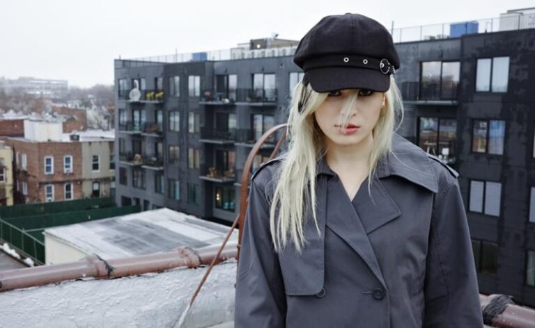 underscores lança novo álbum: U, via Mom+Pop