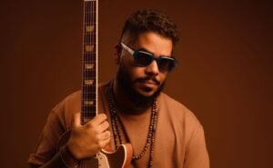 Premiado guitarrista Igor Gnomo chega ao Blue Note São Paulo